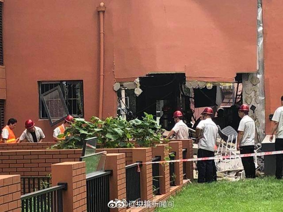 The explosion caused significant damage to several buildings. Photo: 163.com