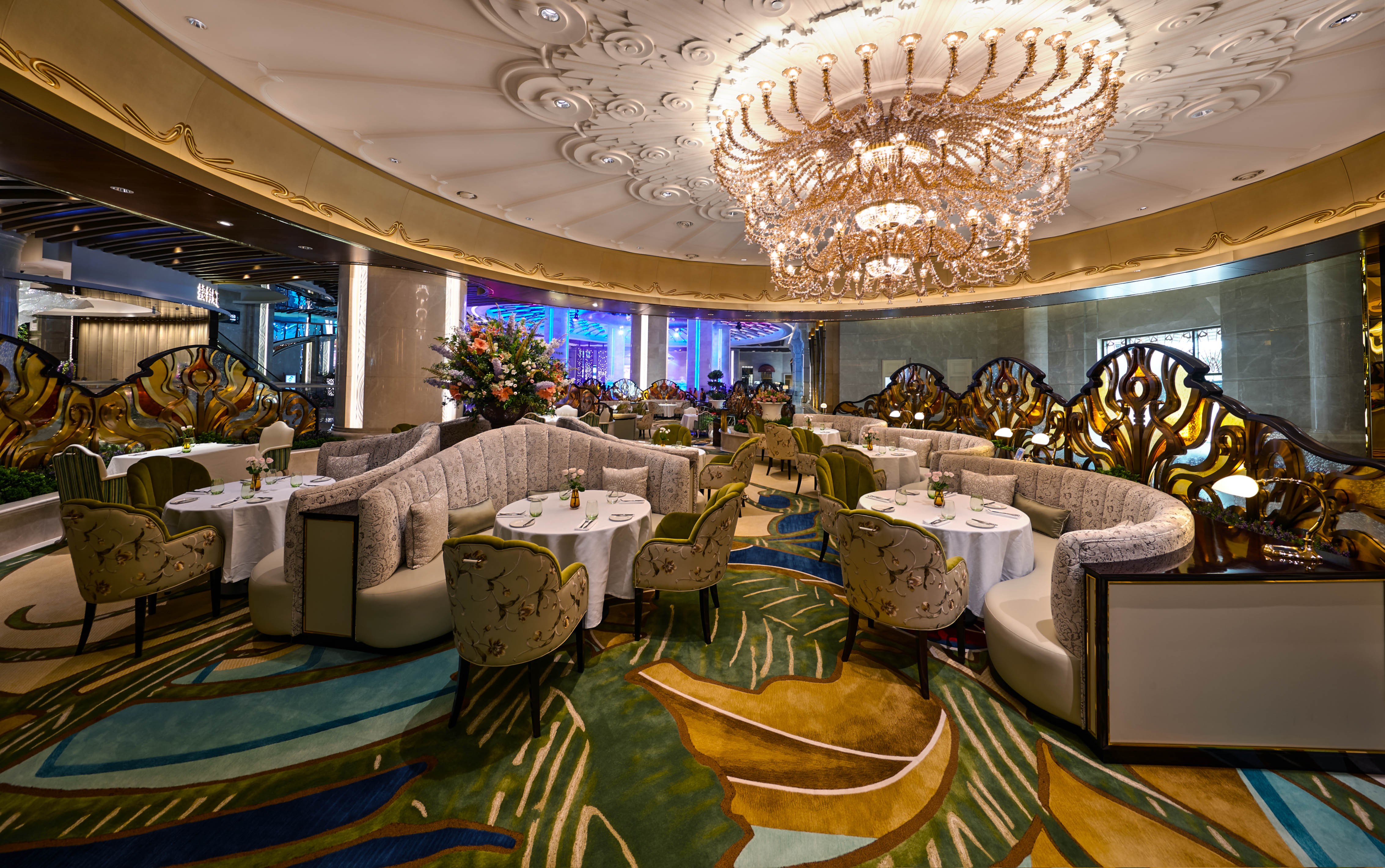 Café de Paris Monte-Carlo serves plush French cuisine in the Galaxy Macau.