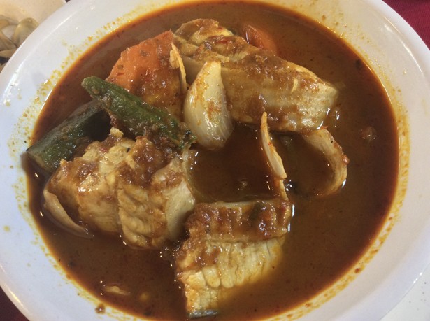 Stingray curry at Tek Sen Restaurant. Photo: Susan Jung