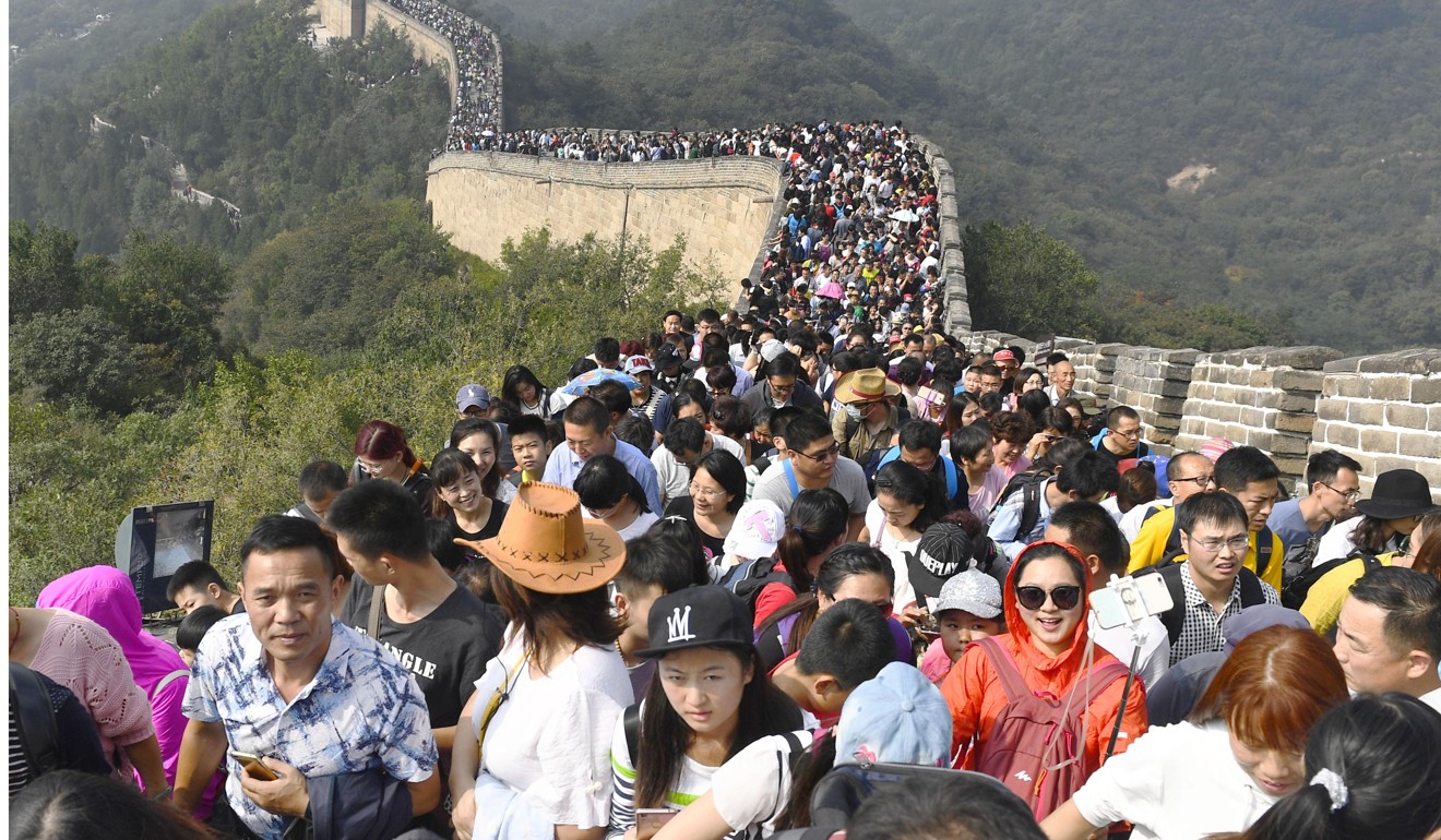 The Great Wall during October Golden Week in 2016. Photo: Kyodo
