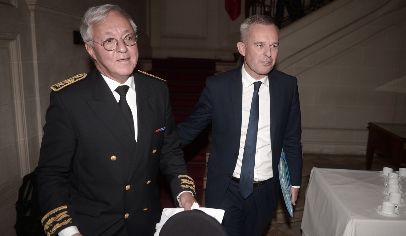 French Minister for the Ecological and Inclusive Transition François de Rugy (right) arrives in Pau accompanied by French Prefect Gilbert Payet for a meeting about releasing the bears in the Pyrenees on September 20. Photo: AFP