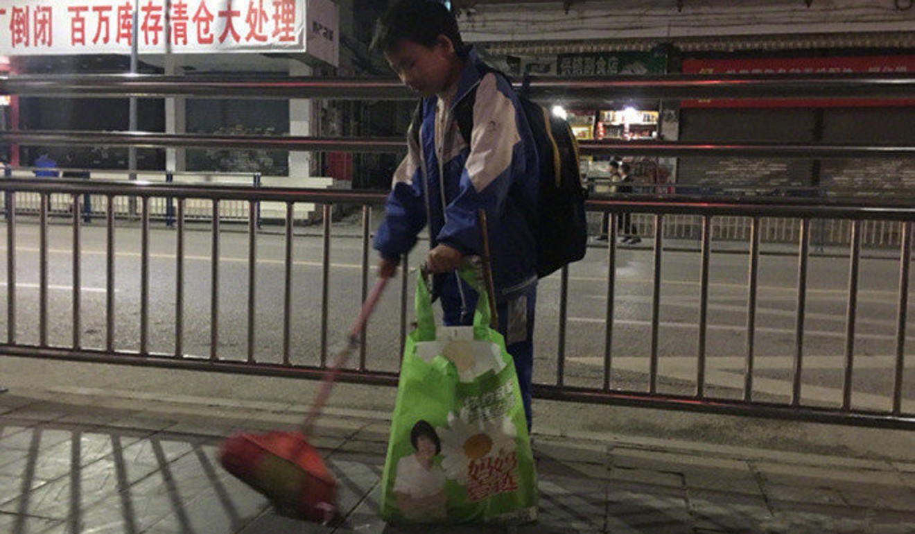 Long Guotao’s mother said he saw how exhausting her job was so he would often help her. Photo: Weibo