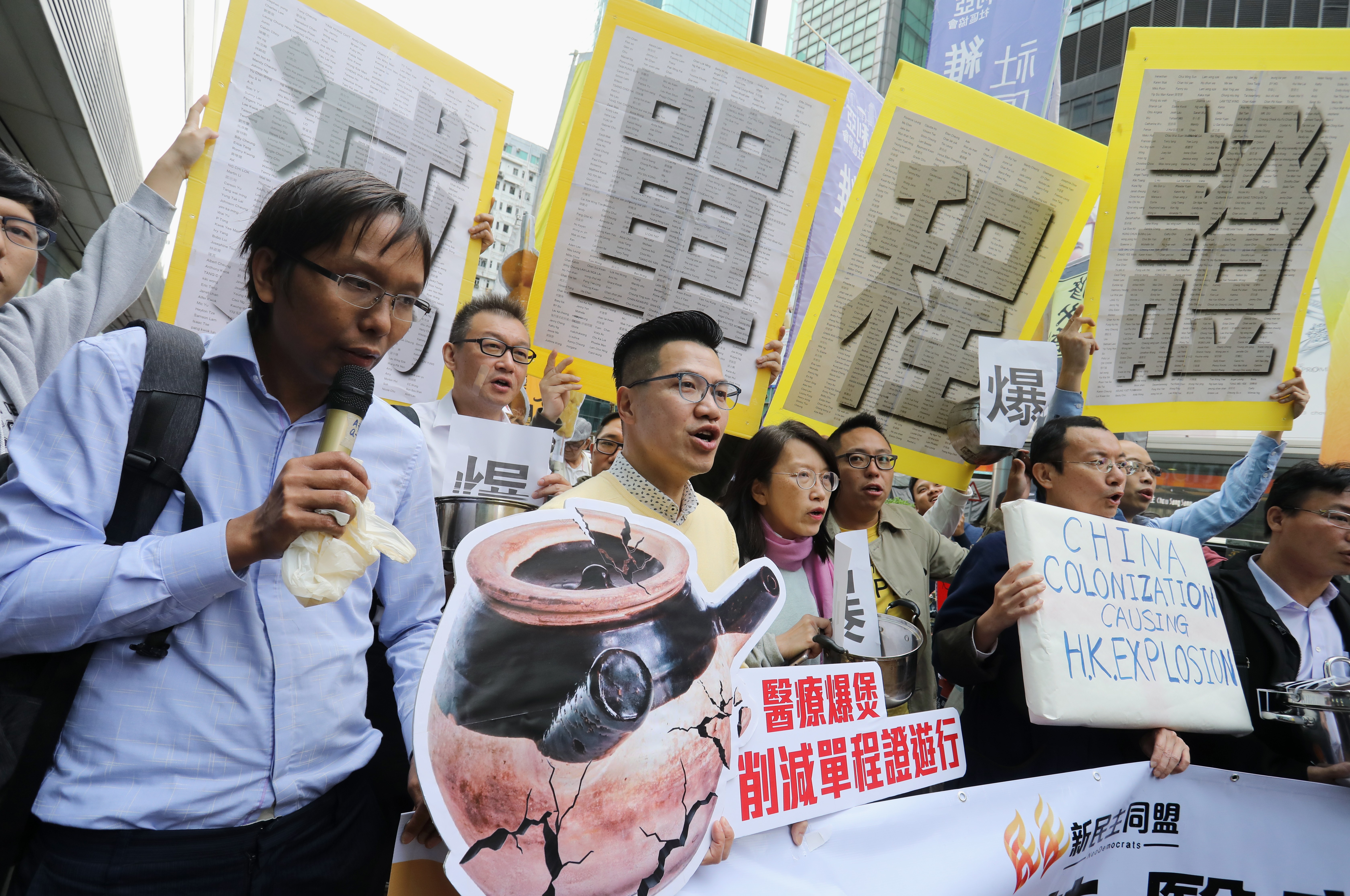 Those concerned about migrants overburdening Hong Kong’s public services, especially public health, should stick to rational policy discussions. Photo: Dickson Lee