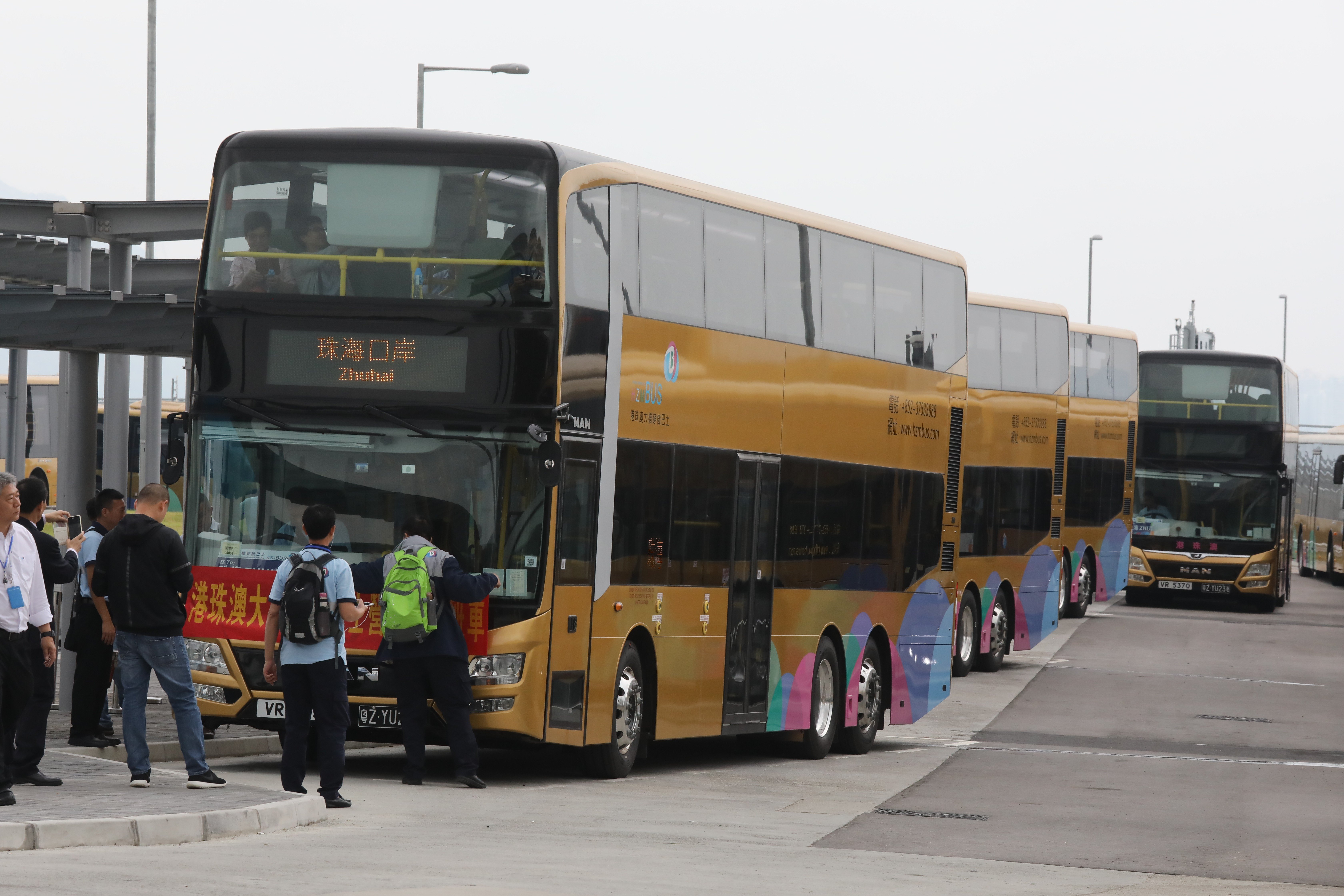 Download 910 Koleksi Gambar Gorden Bus Png Keren 