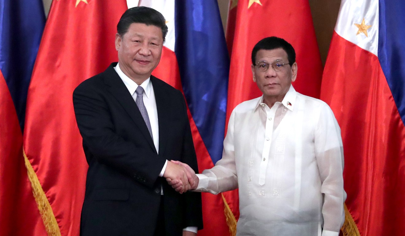 Philippine President Rodrigo Duterte (right), with Chinese President Xi Jinping in Manila, has strived to cultivate warmer economic ties with China. Photo: Xinhua