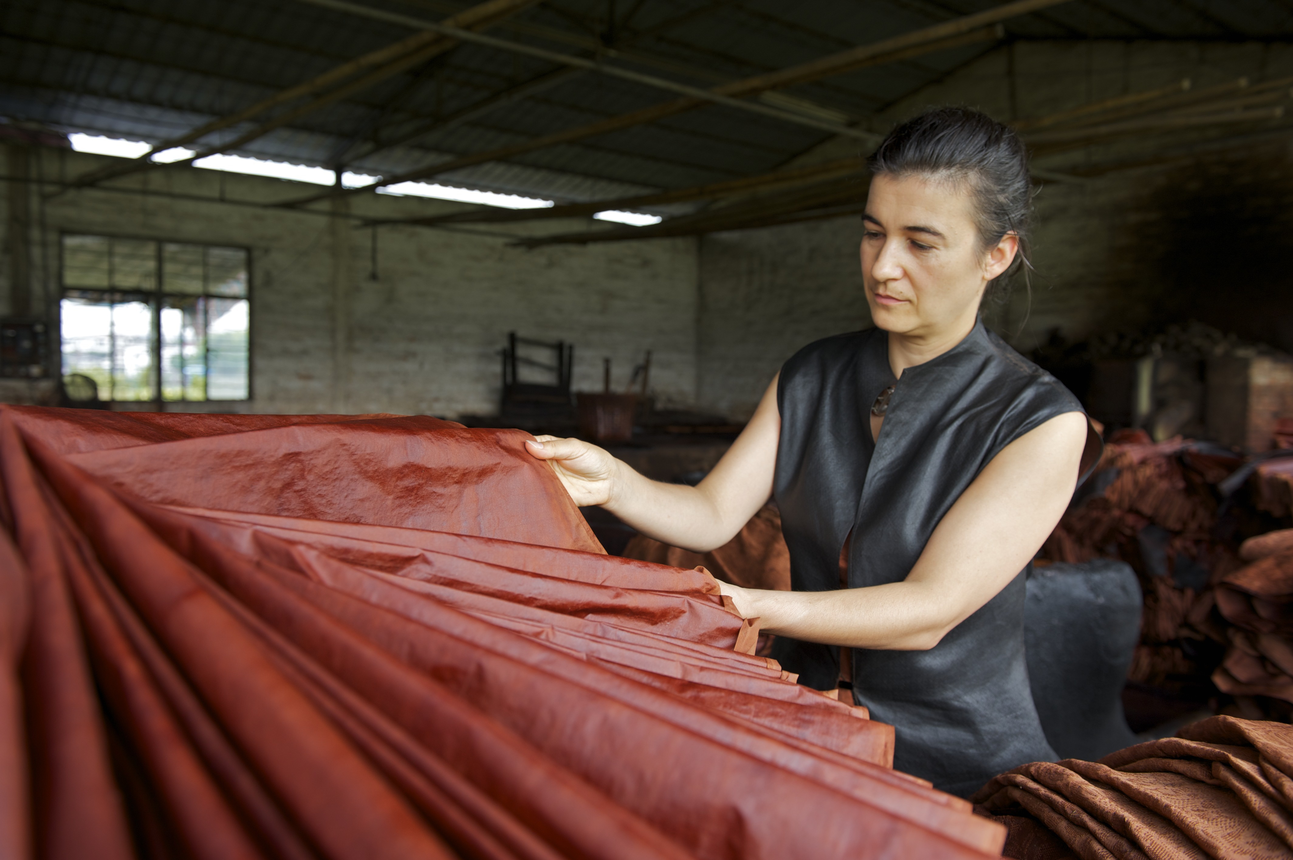 Designer Kathrin von Rechenberg is passionate about working with tea silk. There is a lengthy dyeing and drying process needed to create the fabric.