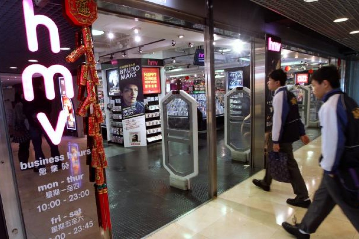local luggage stores
