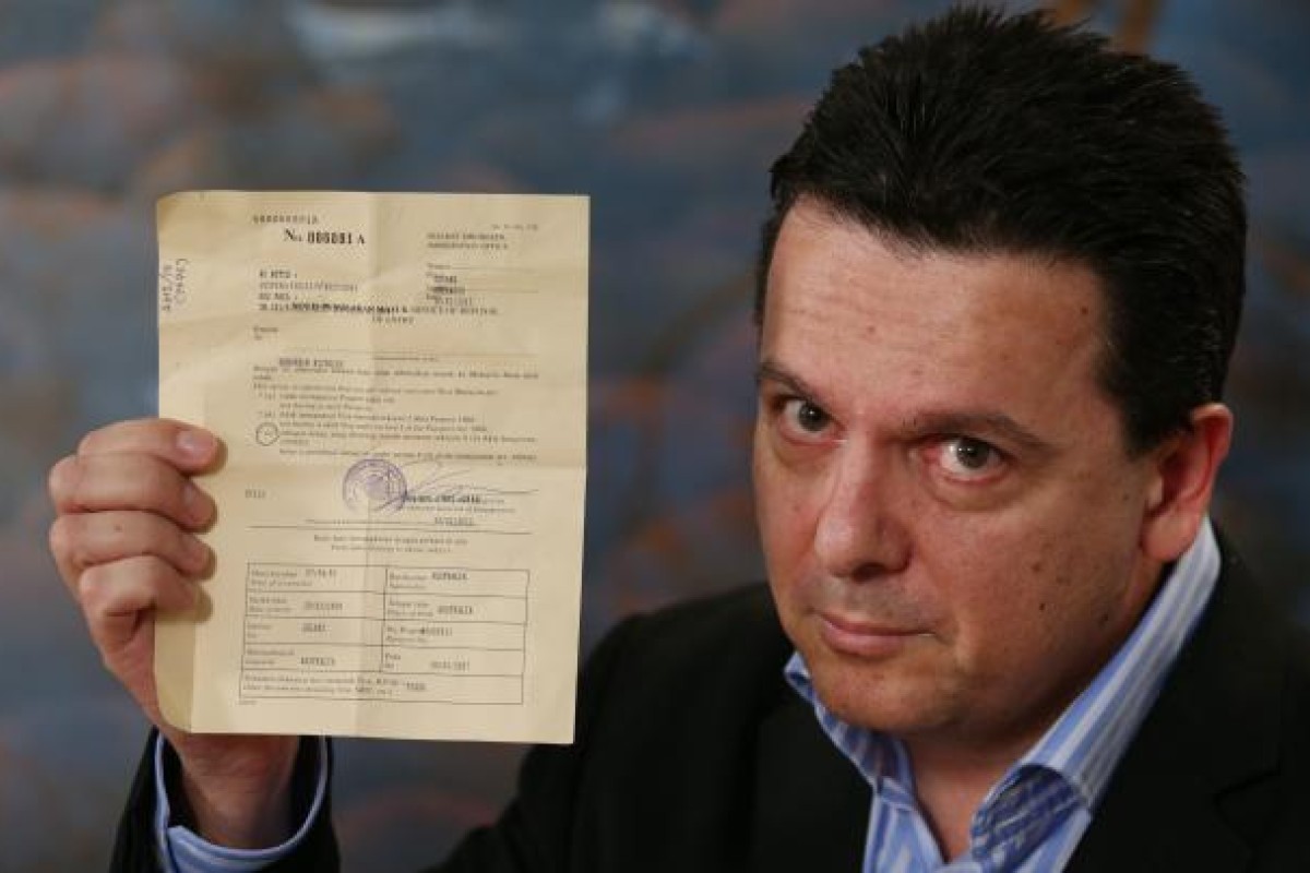 Australia MP Nick Xenophon questions deportation from Malaysia South