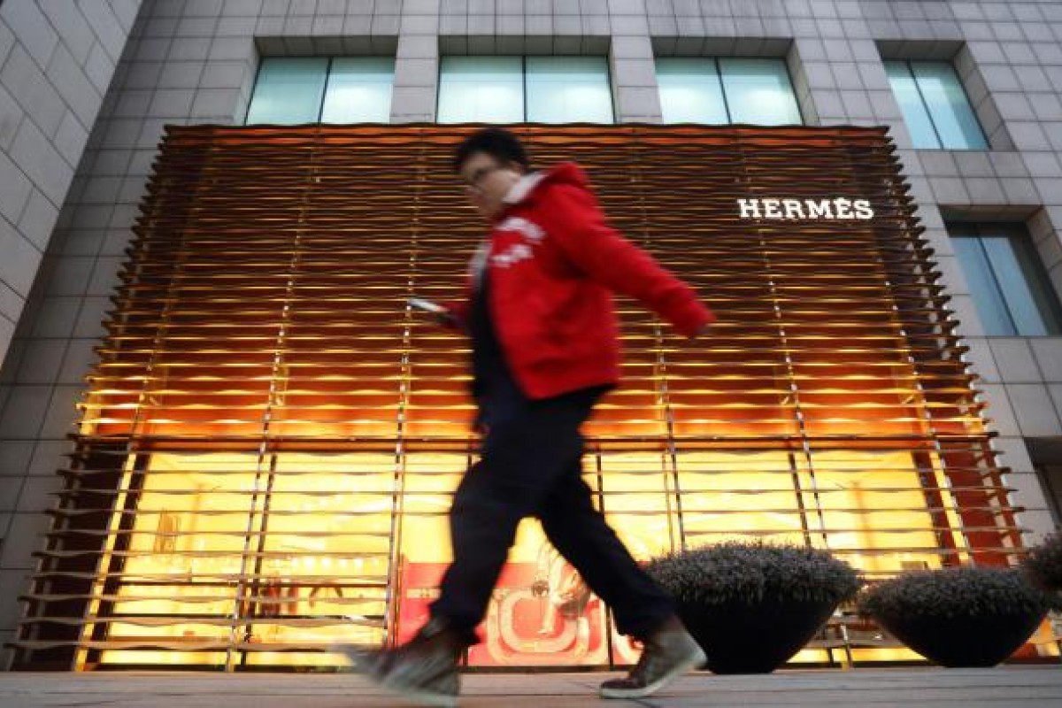 global-brands-pause-as-store-sales-growth-slows-on-china-south-china