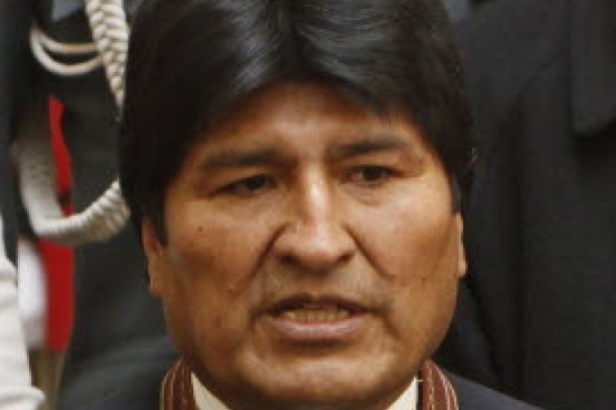Men who eat chicken risk going bald says Evo Morales