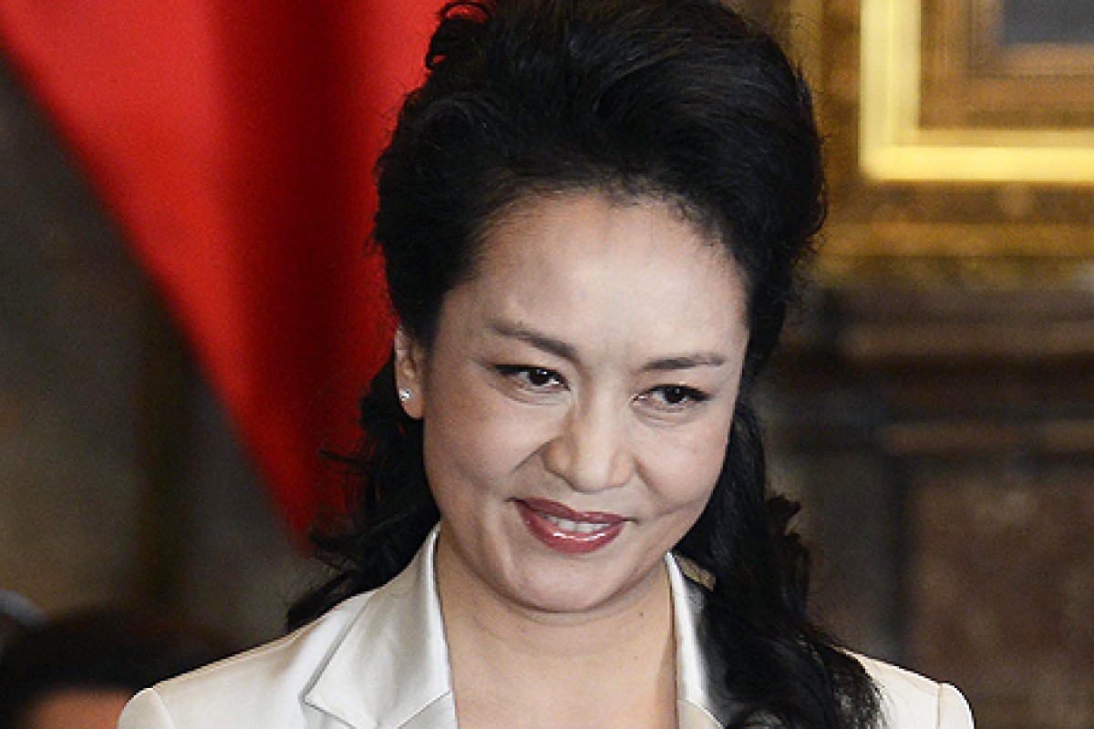 First lady Peng Liyuan makes Vanity Fair's best-dressed list | South ...