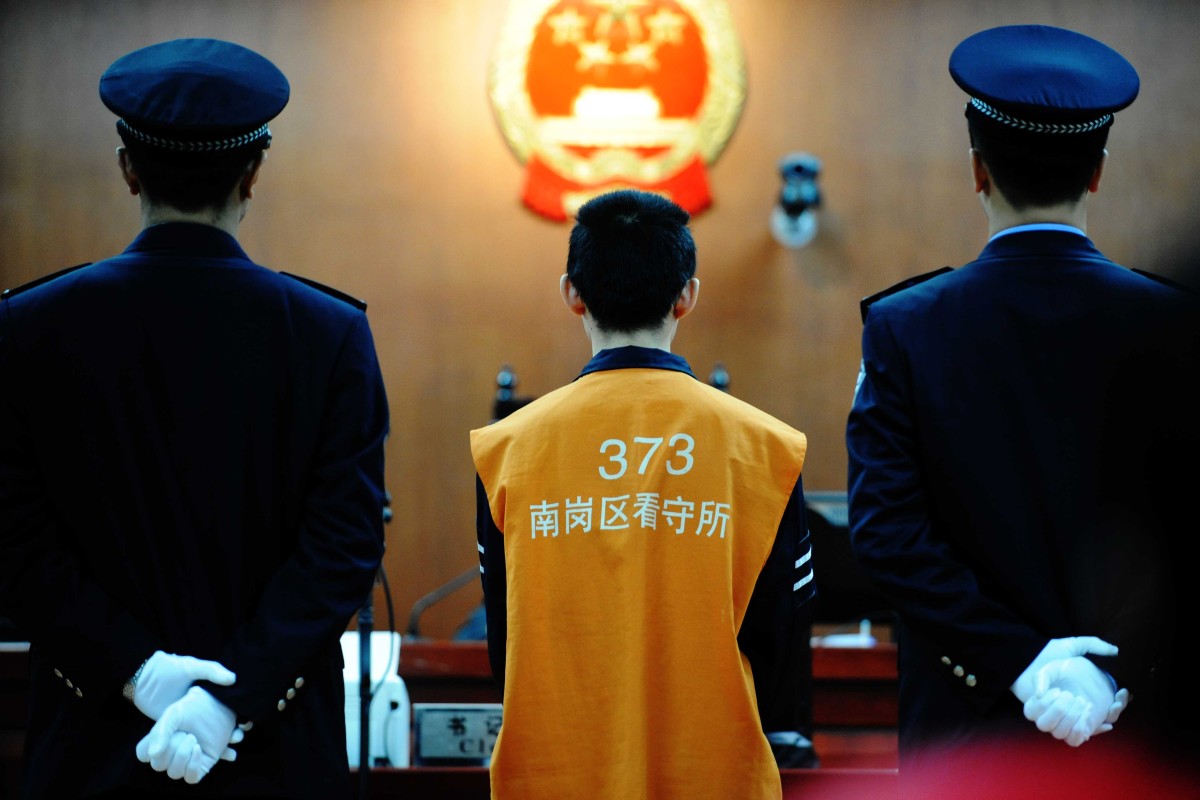 Henan courts to abolish practice of forcing defendants to shave heads