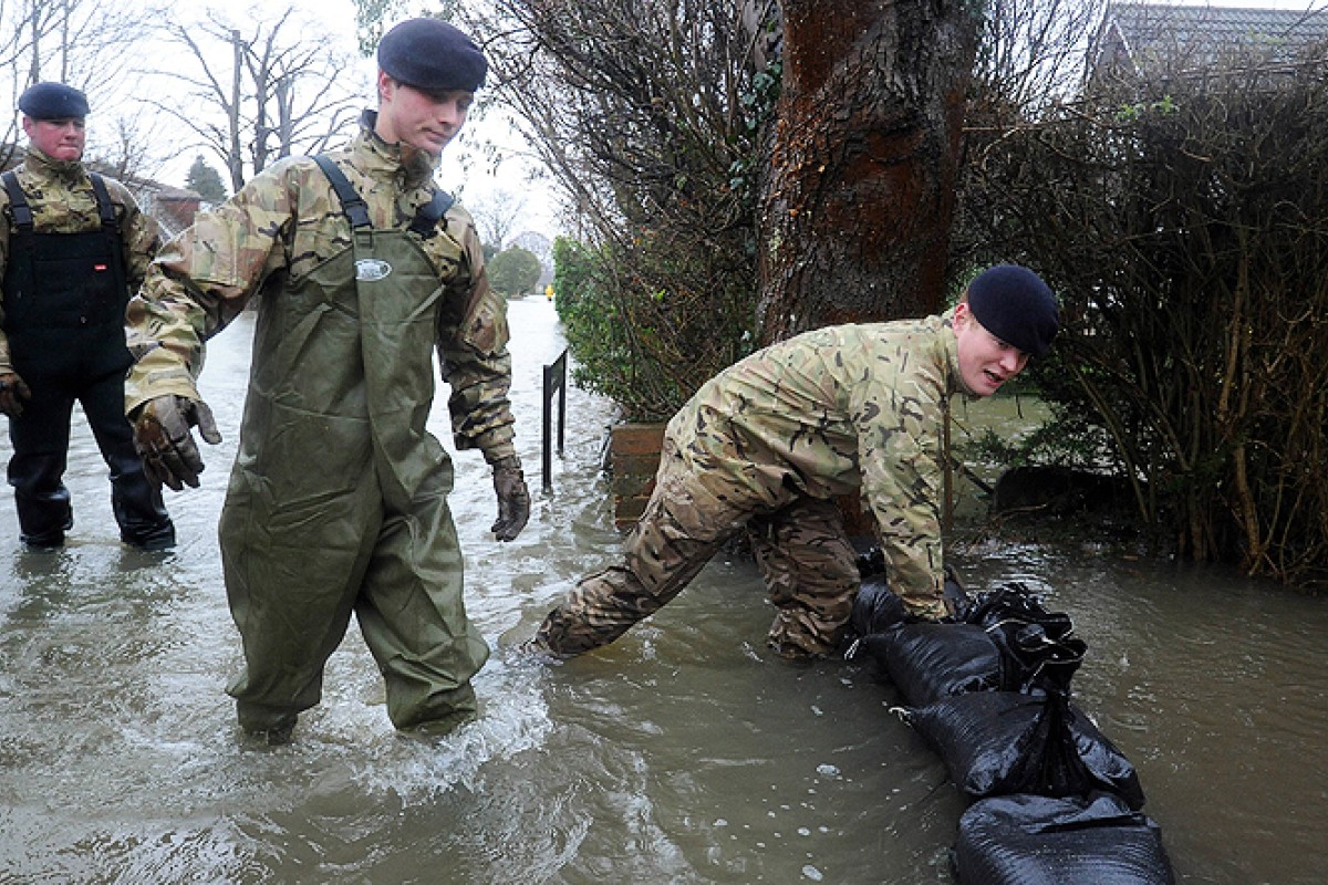 flood-hit-britain-now-battered-by-storms-high-winds-south-china