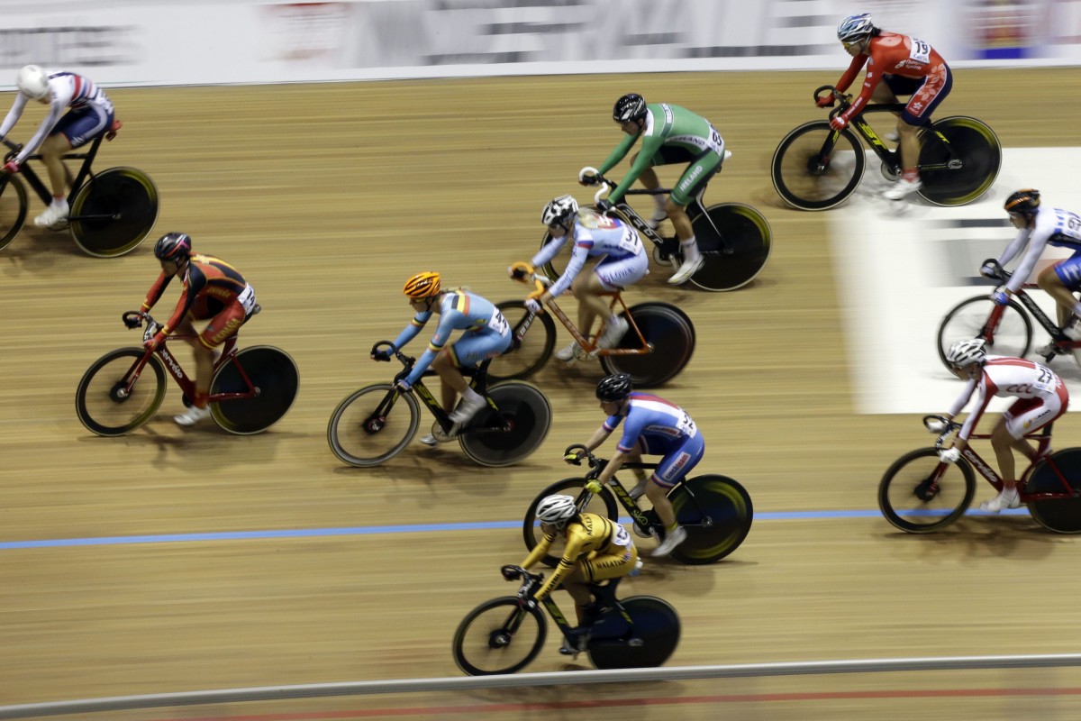 cycling scratch race