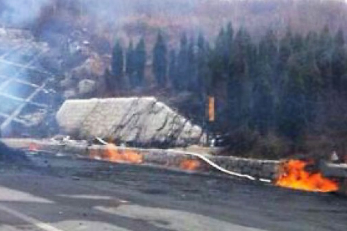 31 Killed As Truck Collision Turns Chinese Tunnel Into Fiery - 