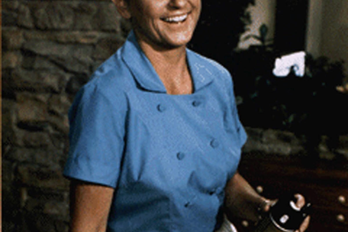 Ann Davis Housekeeper Alice In The Brady Bunch Dies Aged 88 South China Morning Post