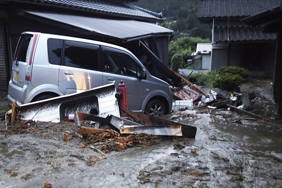 Typhoon Neoguri heads east after hitting Japan’s Kyushu region