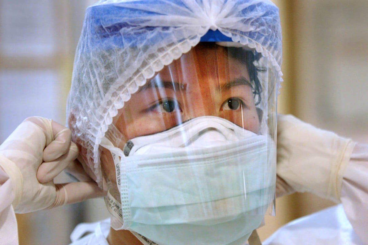 Hong Kong medical workers 'put at risk in Ebola scare' | South China ...