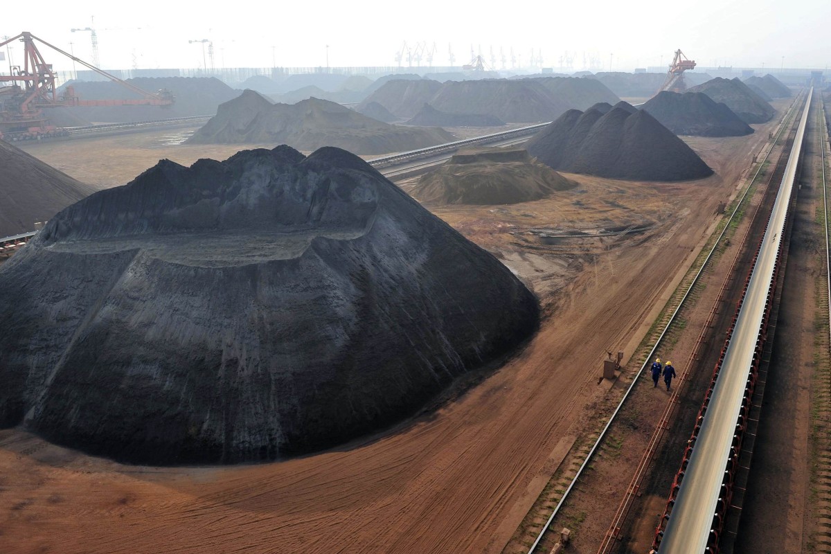Iron ore prices decline as Apec curbs stunt demand in China South