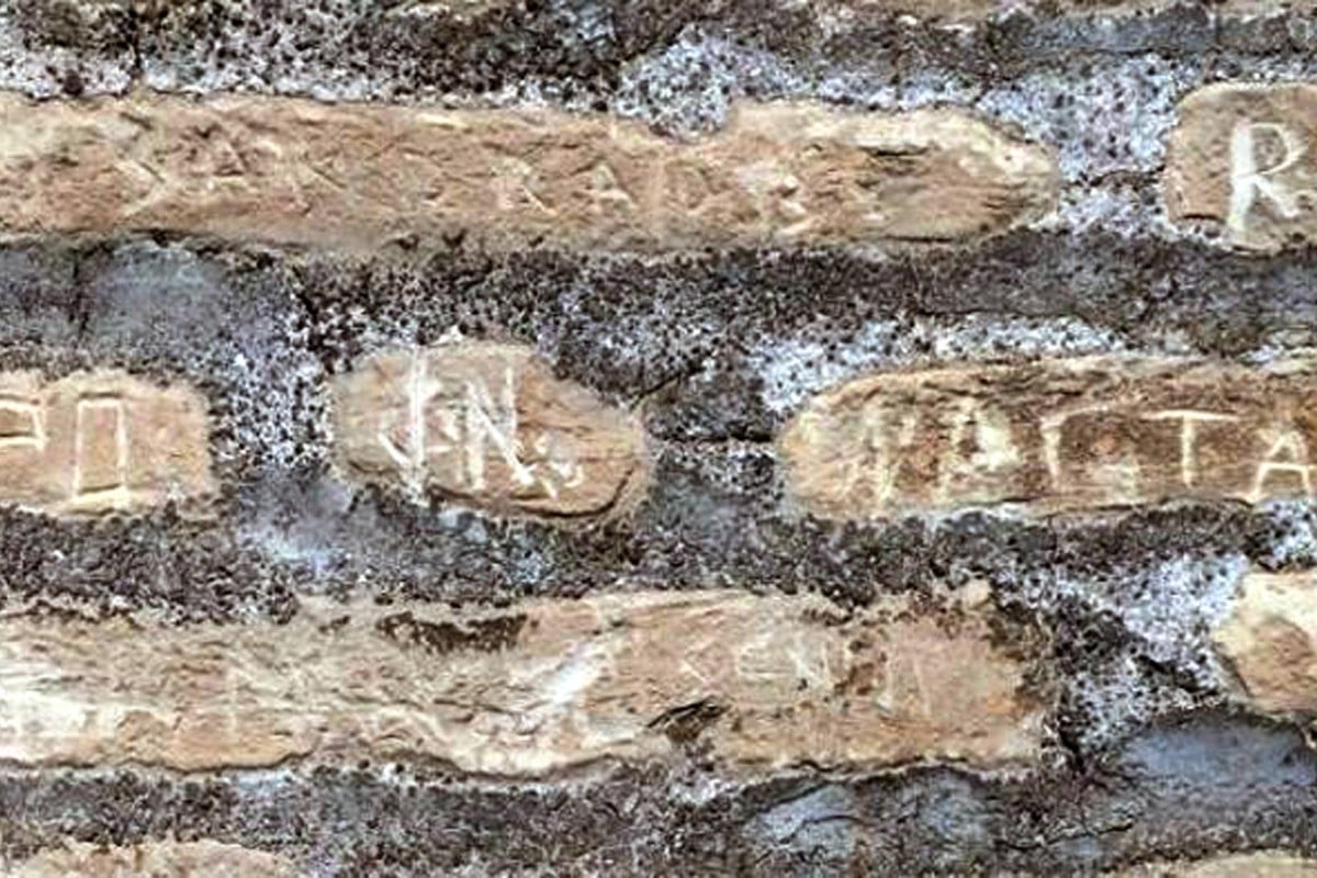 two-american-tourists-caught-carving-their-names-into-rome-s-colosseum