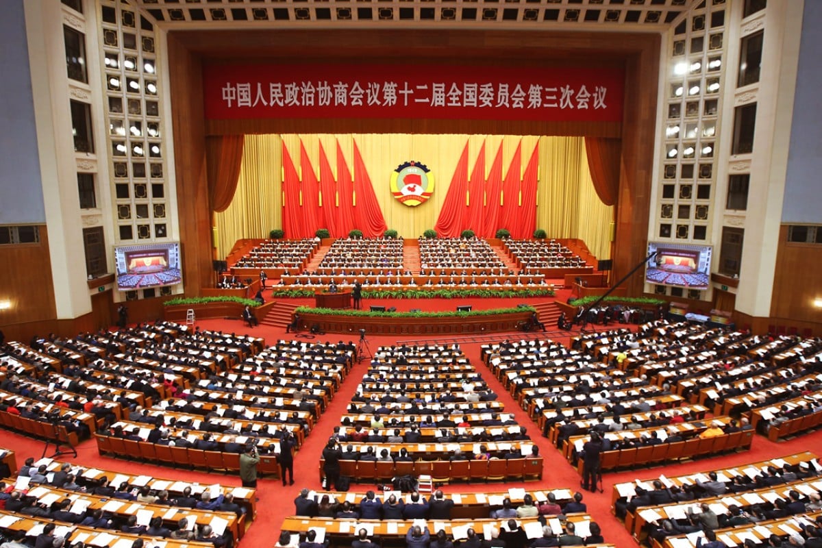 Chinese government officials flock to apply for privatesector jobs