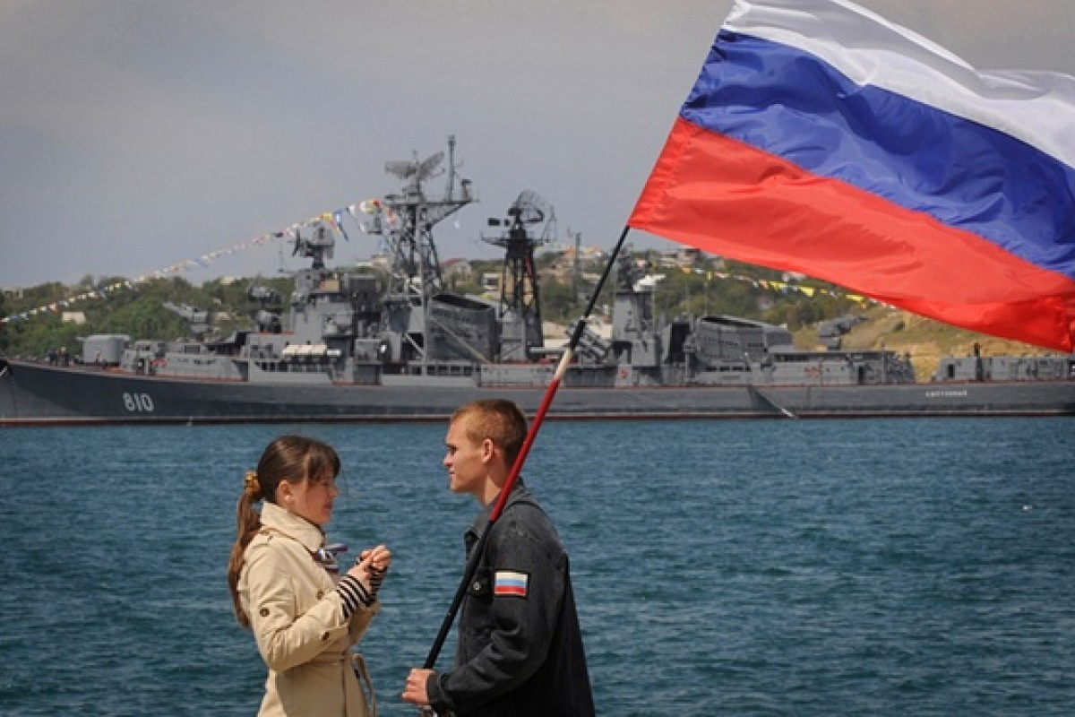 Russian destroyer opens fire to ‘avoid collision’ with Turkish boat ...