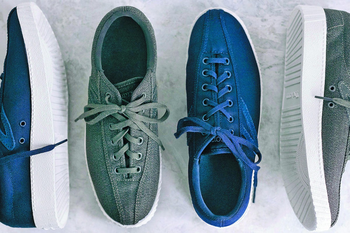 tretorn nylite silver check sneakers