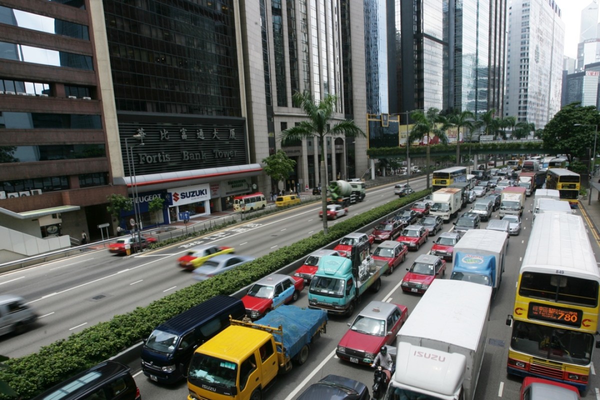 Hong Kong auditor calls for extension on time allowed for prosecution