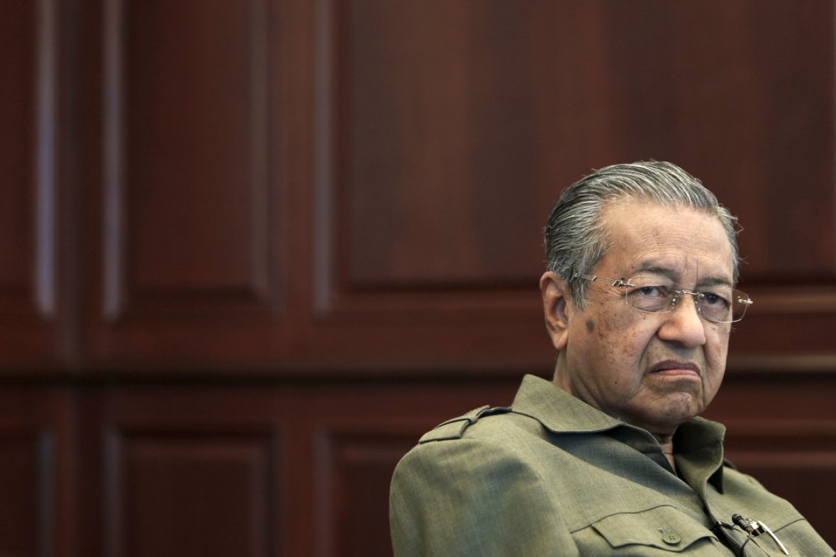 Malaysia’s Former PM Mahathir Quits Ruling UMNO Party, Protesting ...