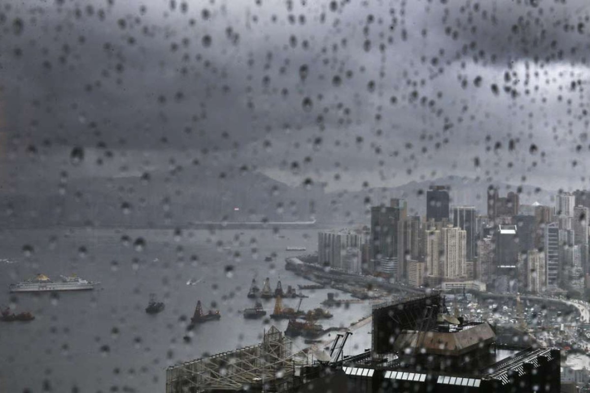 Amber rain alert and flood warning for Hong Kong, wet weather set to continue South China