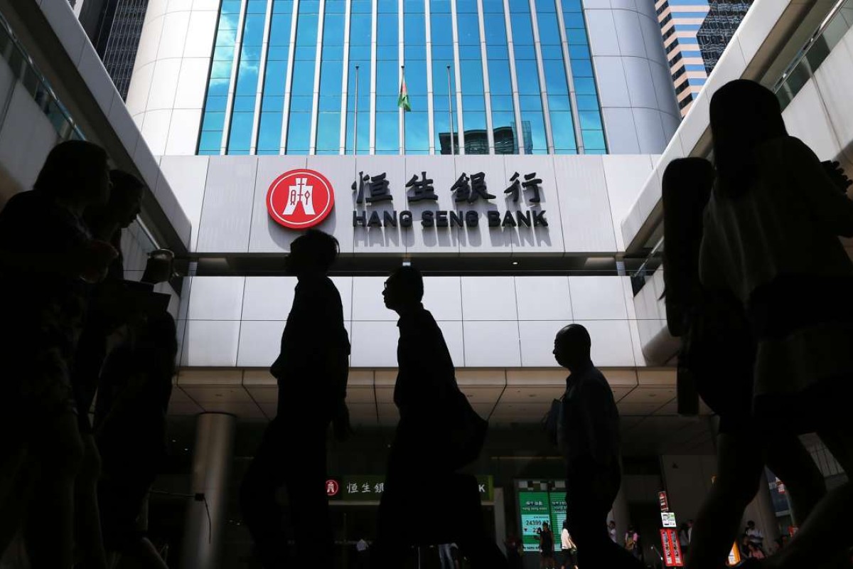 Hang Seng Bank S 1st Half Profit Tumbles 60pc South China