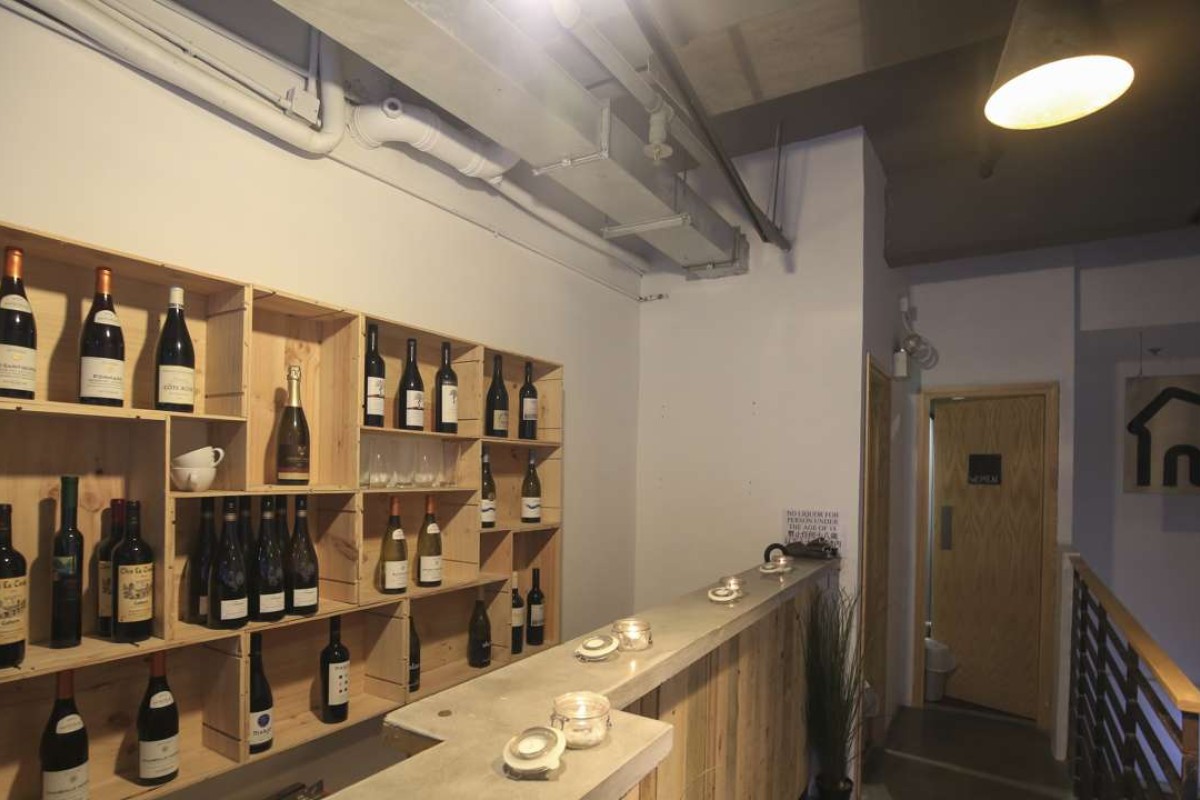 Bar review Cellar Door Wine & Tapas Bar, Shek Tong Shui generous