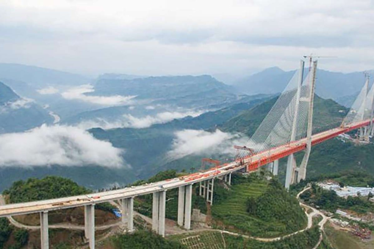 China’s new 565metrehigh bridge to beat nation’s existing worldrecord holder by five metres