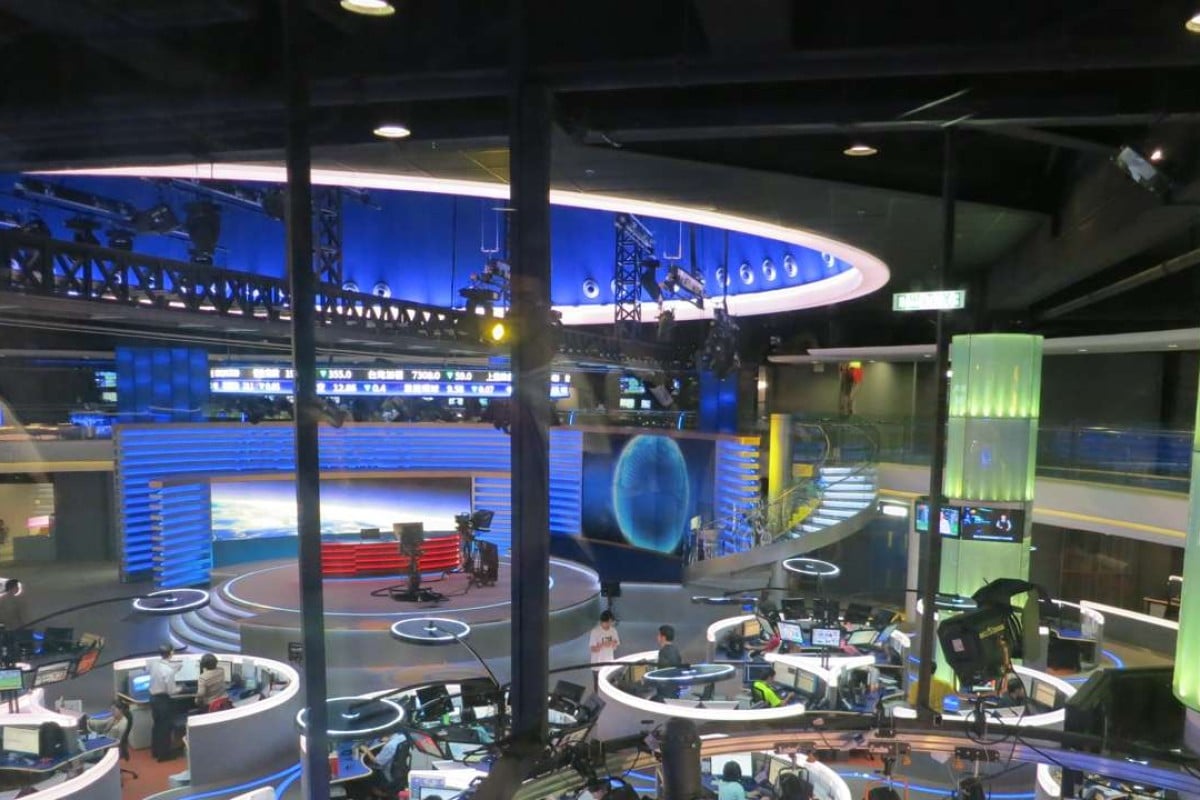 Phoenix unveils HK2.37 billion plan for terrestrial TV channels in Hong Kong as it seeks free