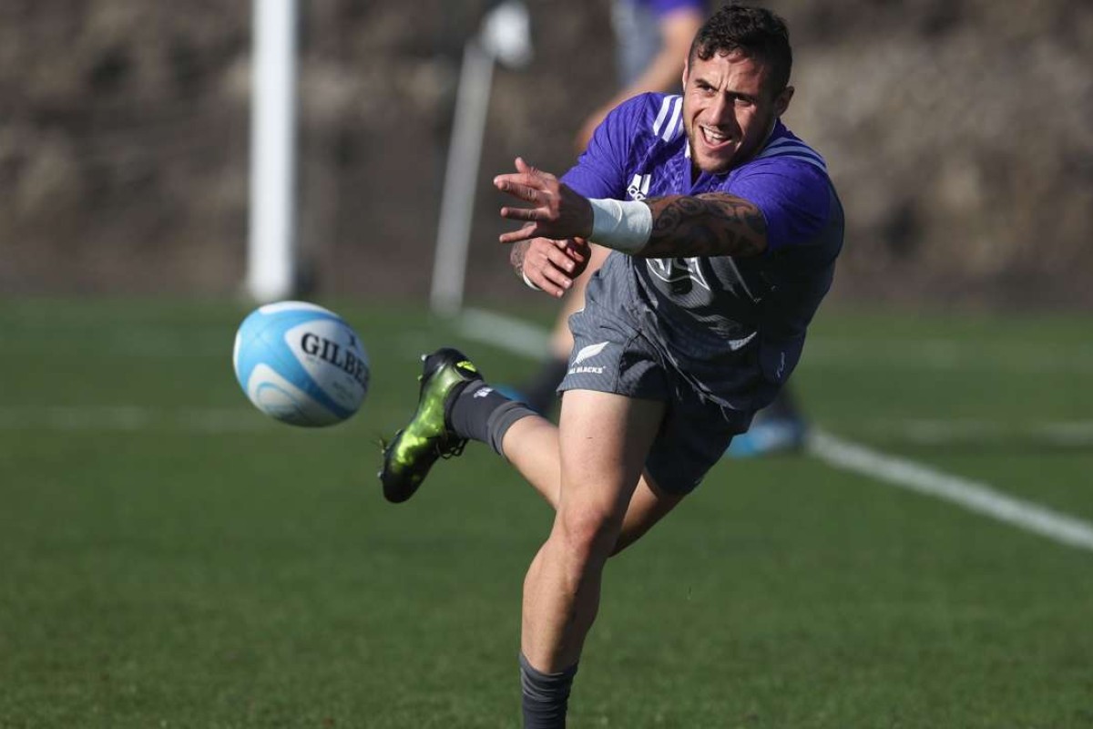 Tj Perenara Gets Start Ahead Of Regular Scrum Half Aaron Smith For All Blacks Clash Against France South China Morning Post