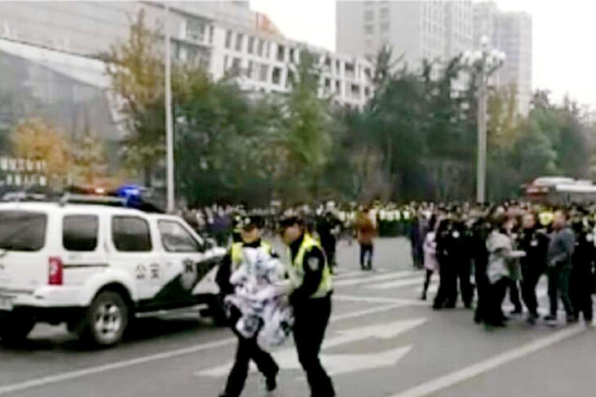 Planned protest against smog in southwest China shut down before it