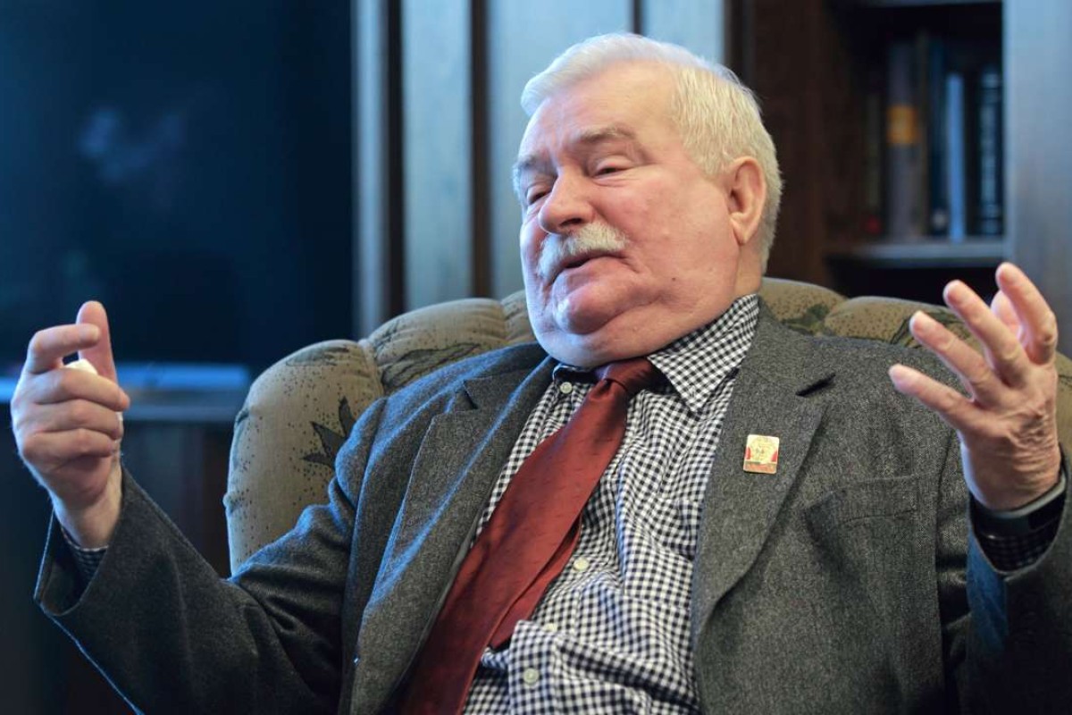 Polish Solidarity leader Lech Walesa was a spy says report based on