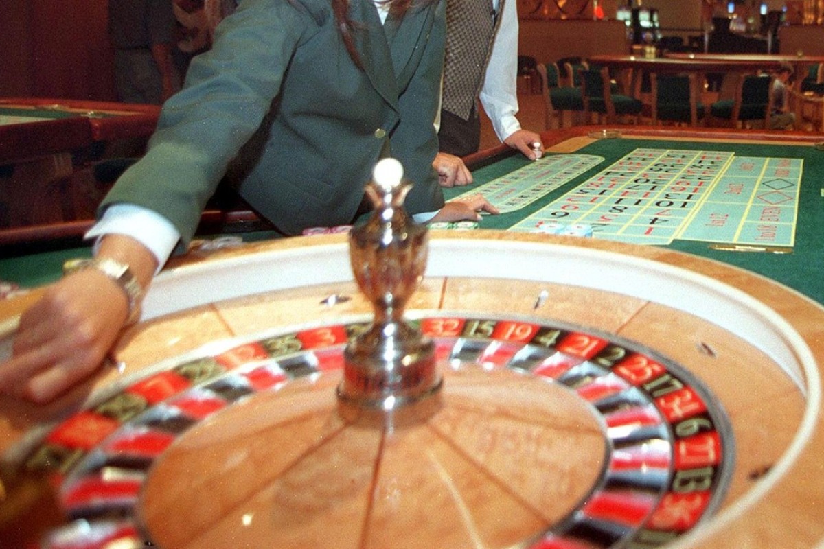 Film Firm China Star Sells Macau Hotel For Us3049m South - 