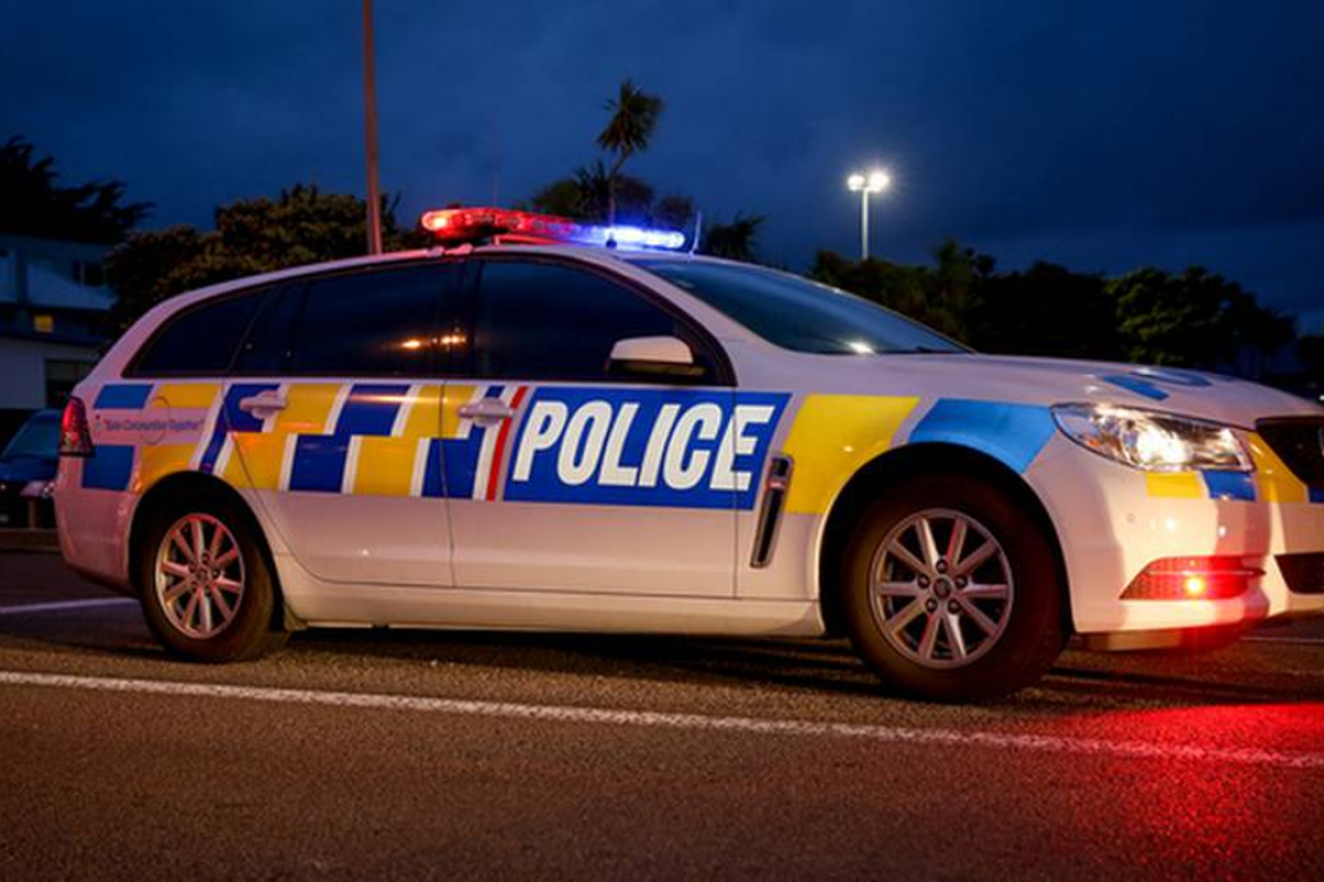 How Did He Do It New Zealand Police Hunt For 18 Year Old Who Was