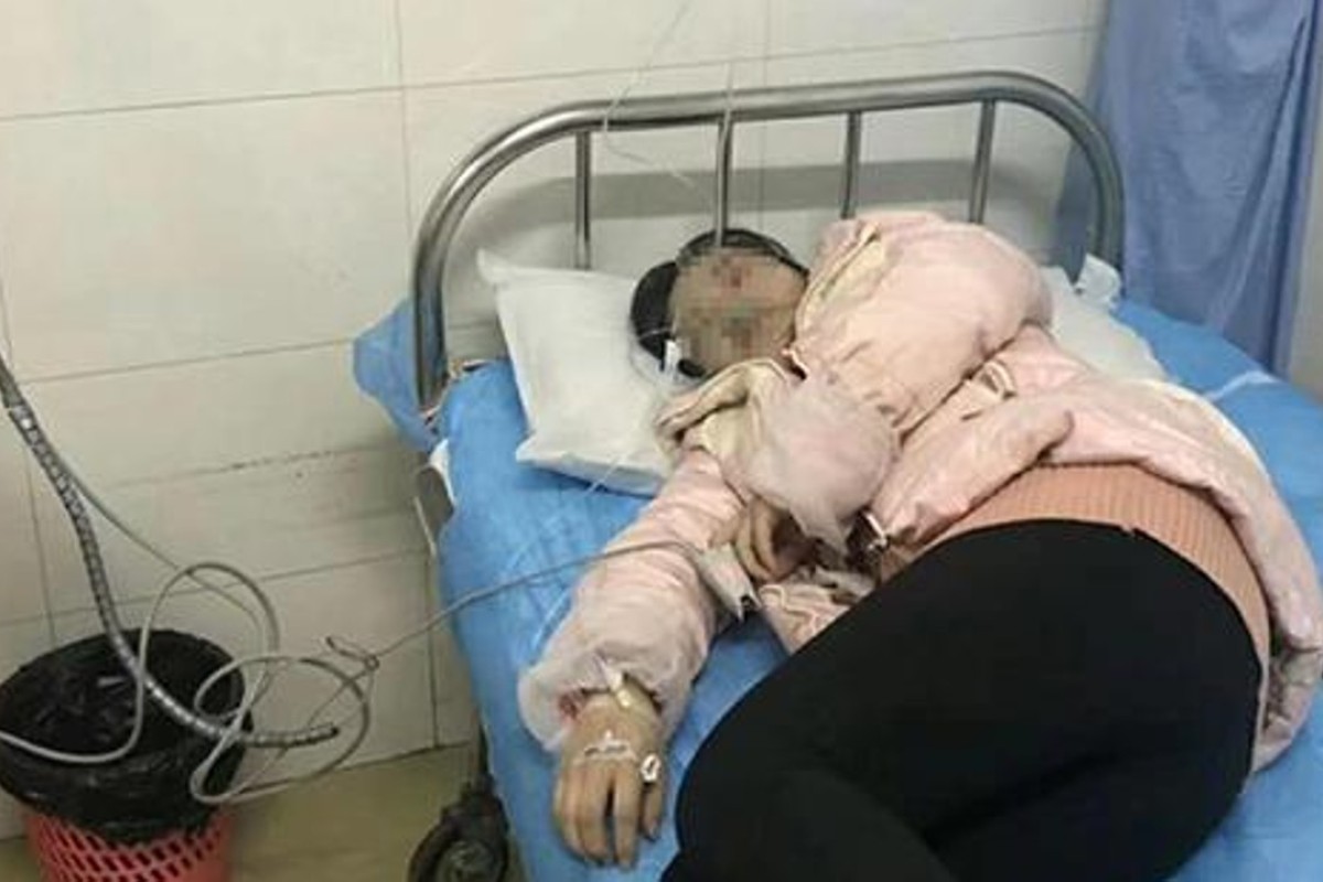 Chinese parent beats up teacher for criticising child’s exam score