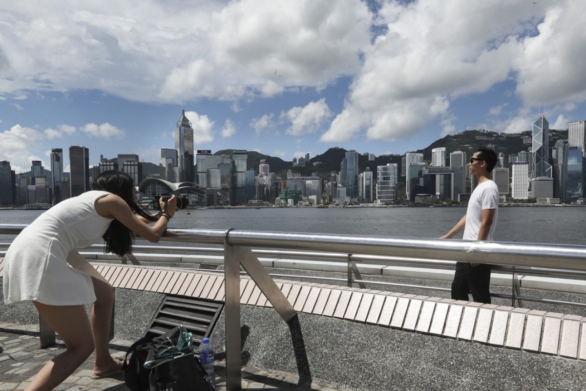 Sweltering 2017 puts Hong Kong on track for hottest temperature and highest number of warm