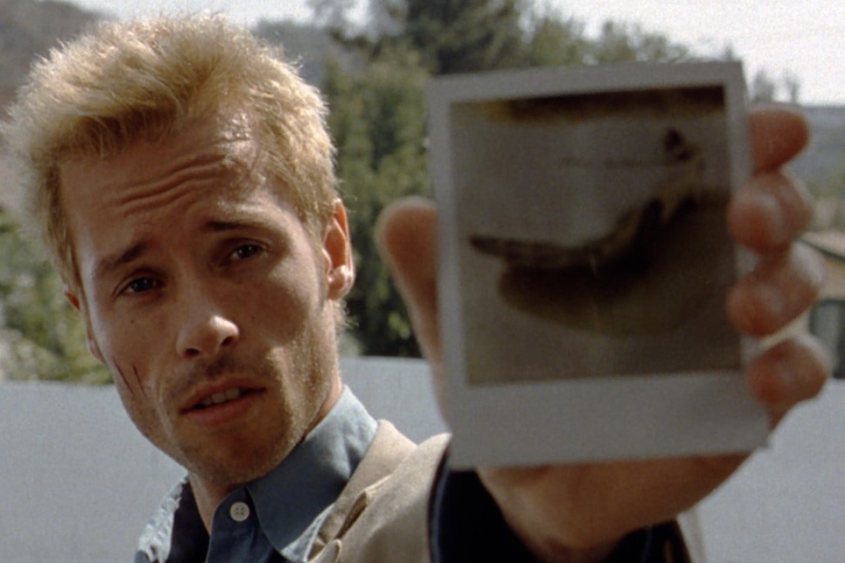 Flashback: Memento (2000) - Christopher Nolan's memory ...