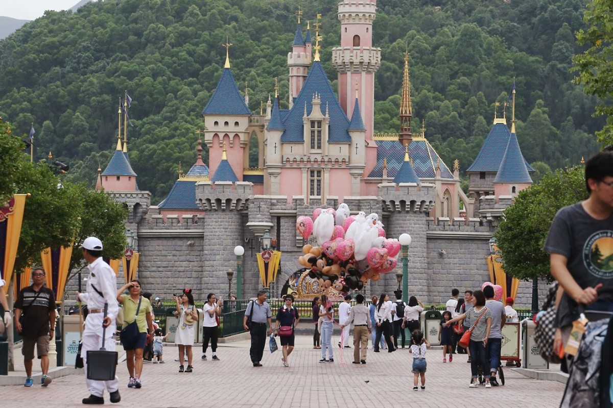 Hong Kong Disneyland Falls Further Into Red As Losses Double