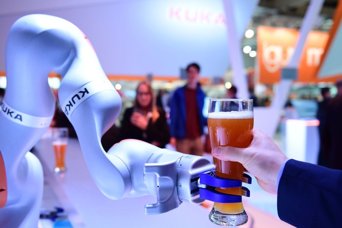 midea acquire kuka