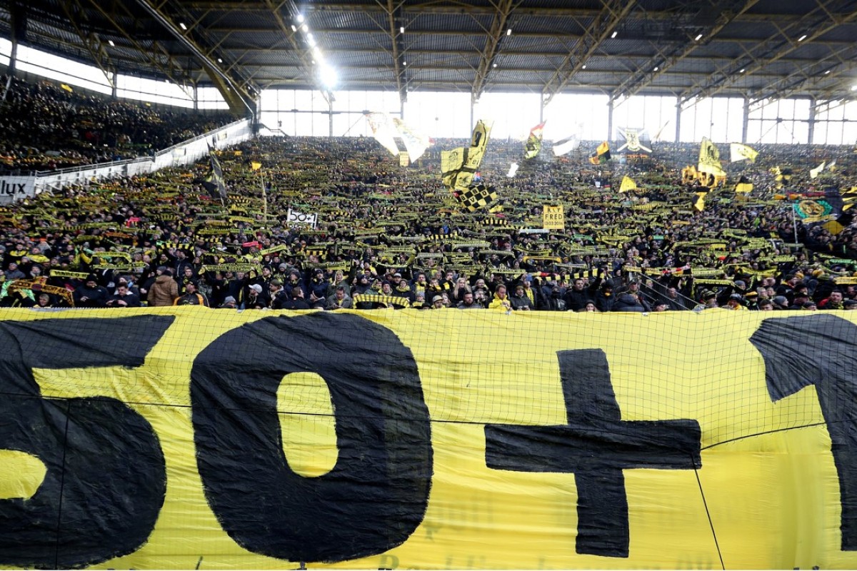 Alasan Pemain Liga Jerman Jarang Pakai Nomor 12, Bentuk Penghargaan kepada Para Pendukung - b82878c8 2d99 11e8 aca1 Alasan Pemain Liga Jerman Jarang Pakai Nomor 12, Bentuk Penghargaan kepada Para Pendukung - b82878c8 2d99 11e8 aca1