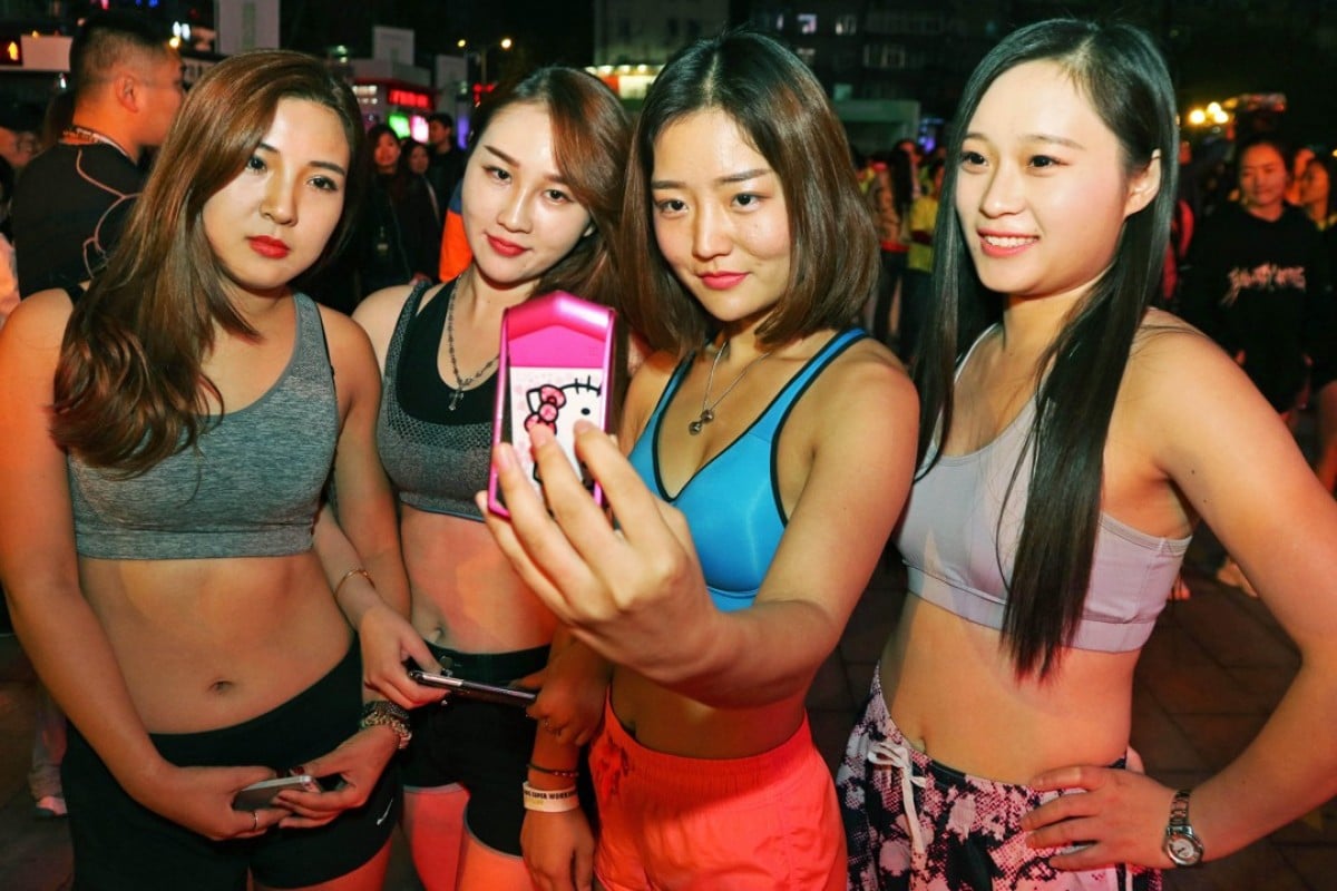 Petite Teen Girls Bathing - China's selfie culture: youth obsessed with the power of appearances |  South China Morning Post