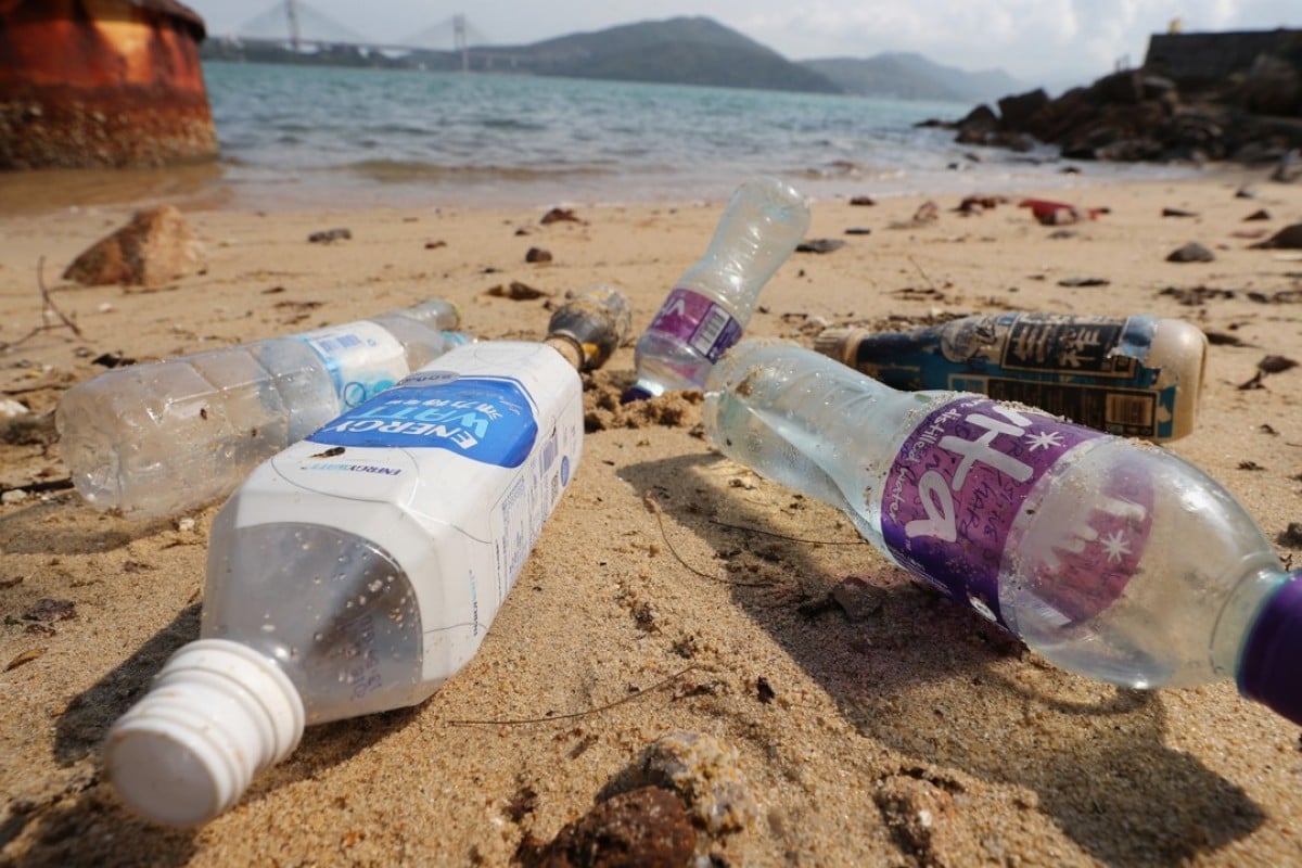 Earth Day cleanup nets 3 tonnes of trash on Hong Kong beaches and it