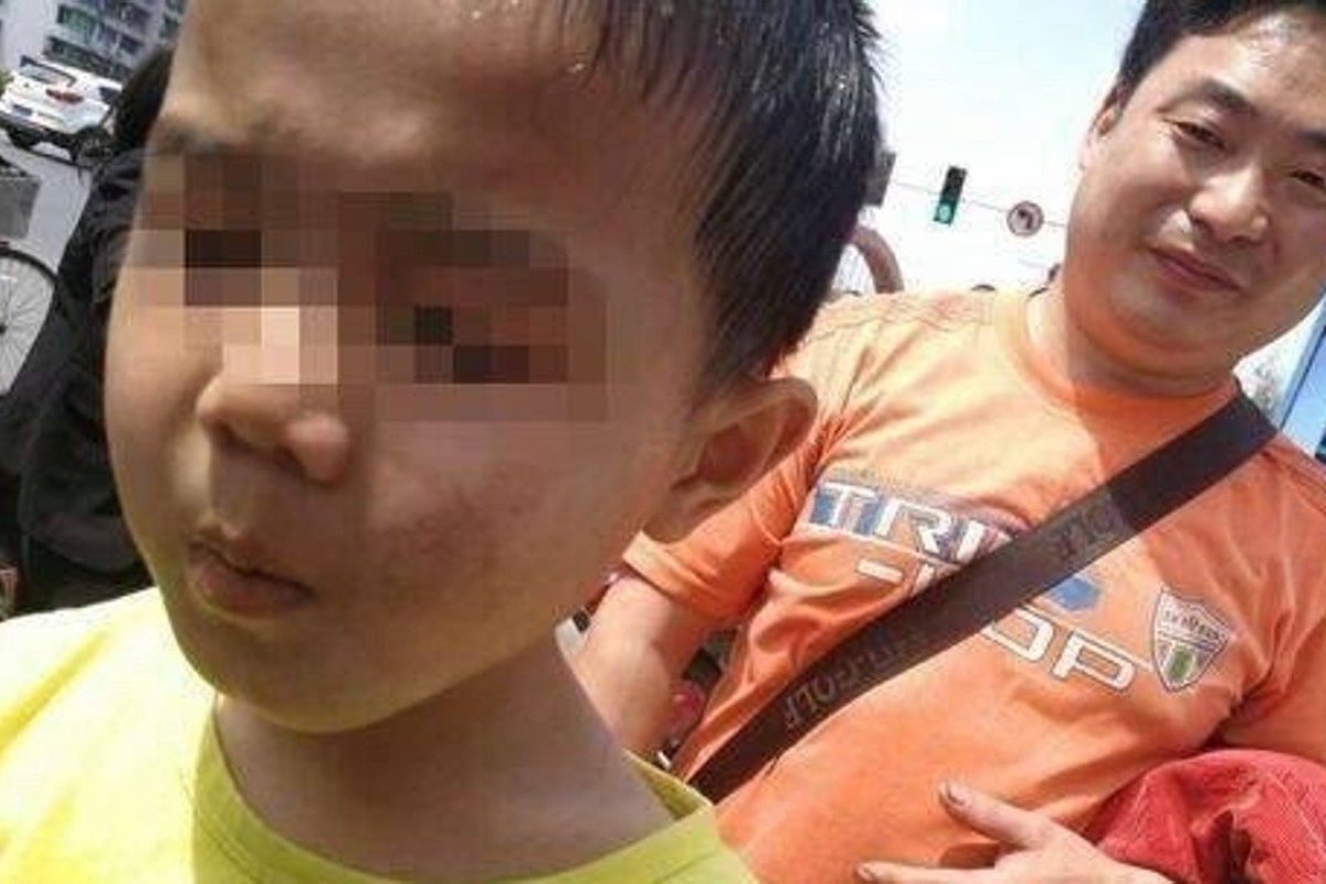 Underground Hardcore Father Daughter - Chinese man's violent bus attack leaves boy, 7, in hospital ...