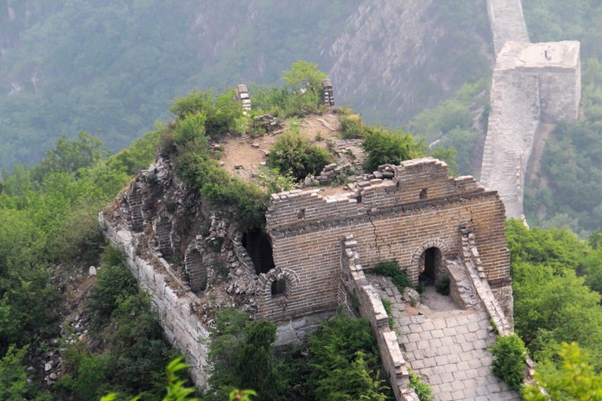 Chinas Crumbling Great Wall Is Getting Some Hi Tech