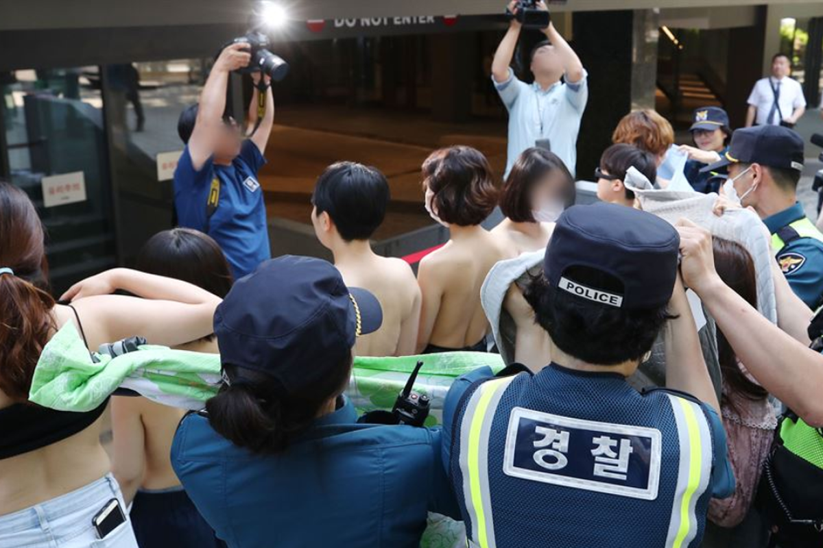 1200px x 800px - Topless women protest Facebook's rules in South Korea ...